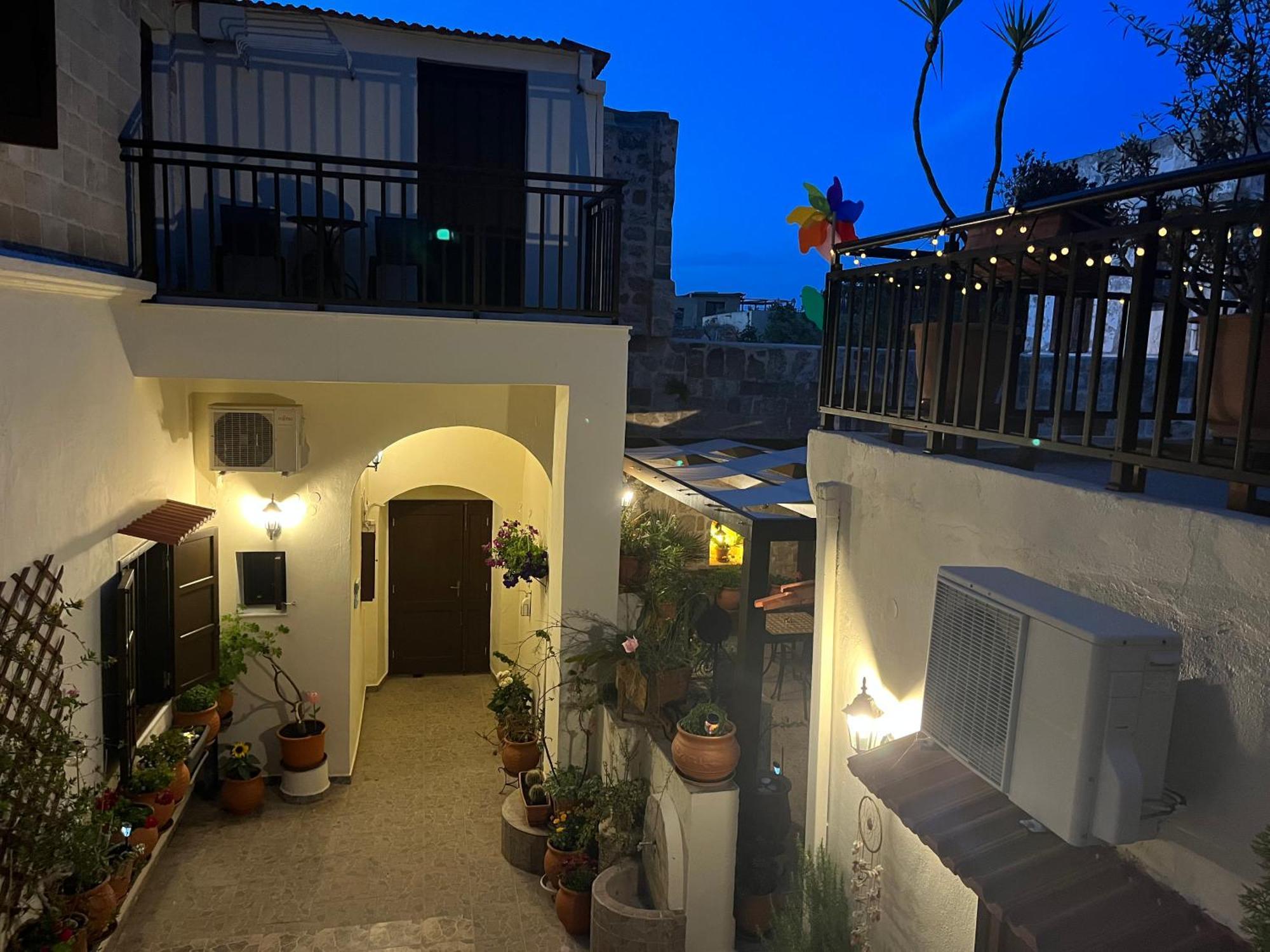 Eleni Rooms Rhodes City Exterior foto